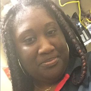 Meet your Posher, Alycee